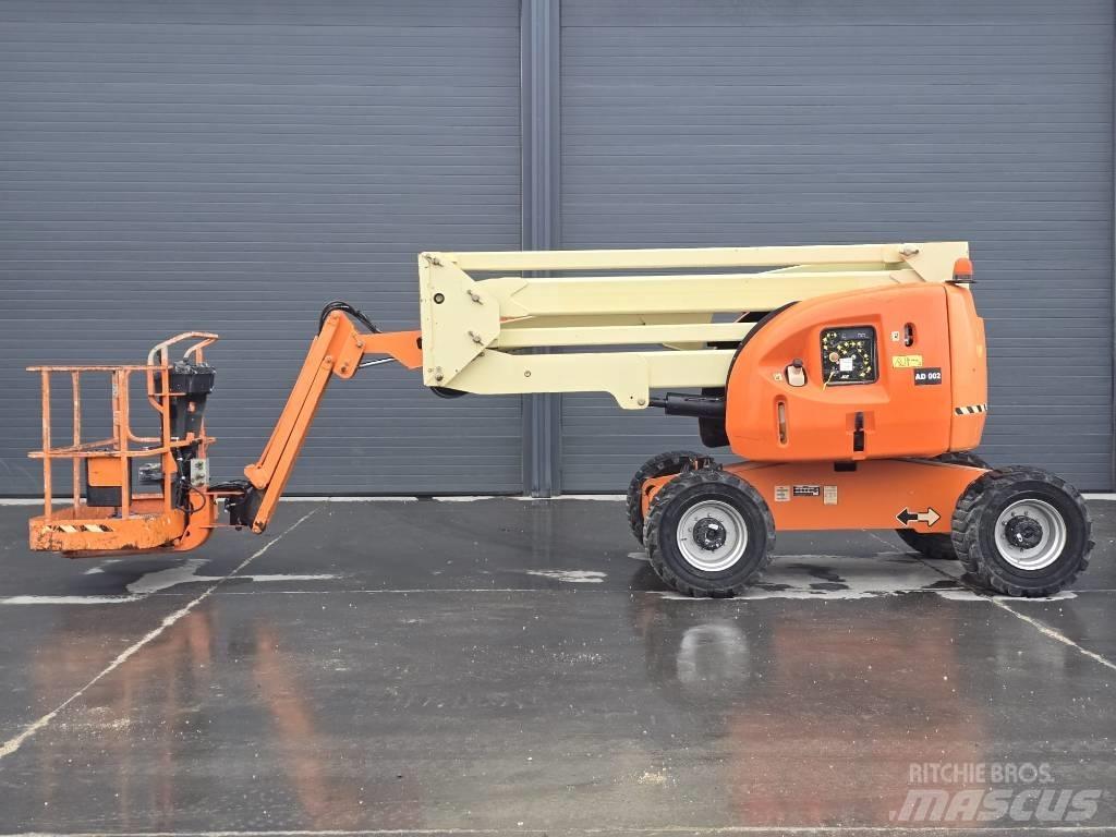 JLG 450 AJ II Bomliftar