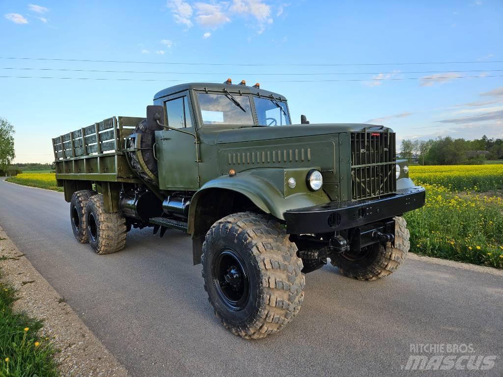 Kraz 255 B Flak-/vinschlastbilar