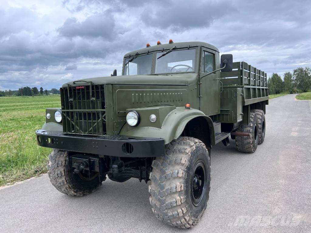 Kraz 255 B Flak-/vinschlastbilar