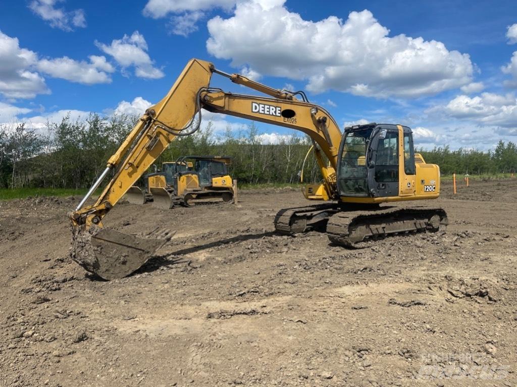 DEERE 120C Bandgrävare