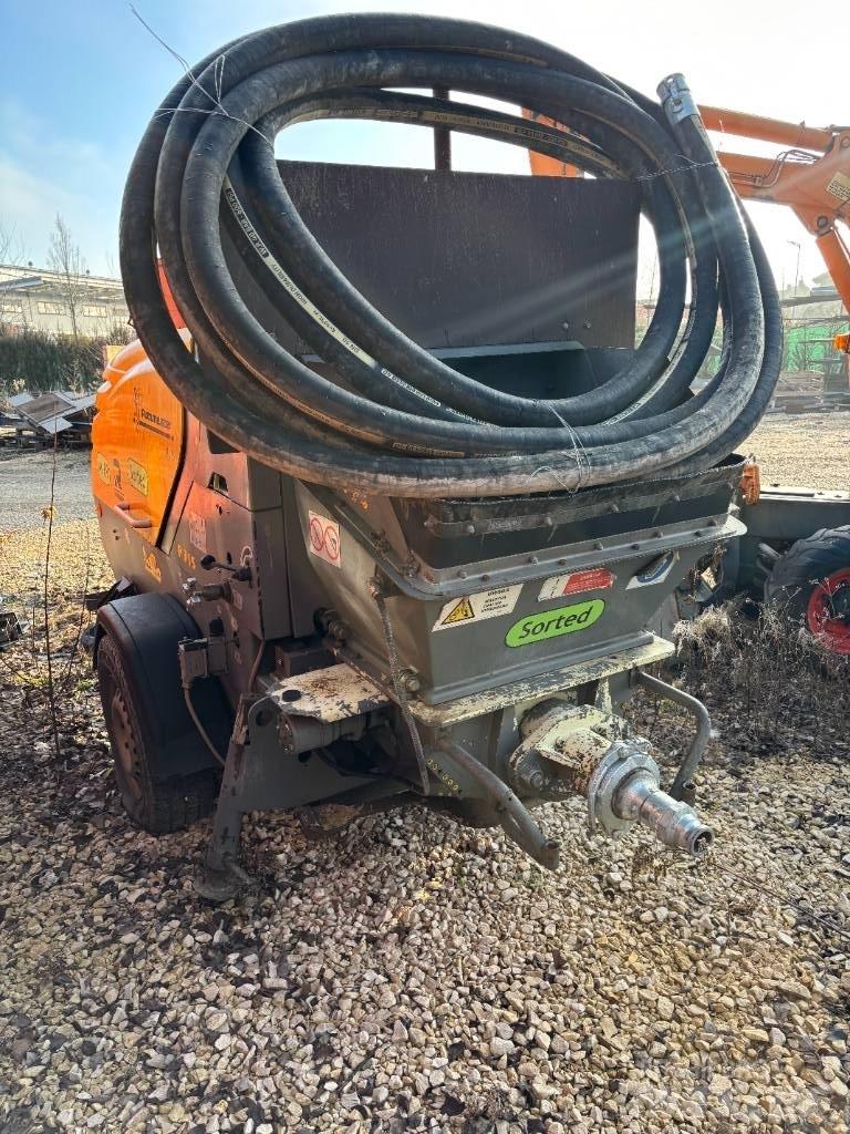 Putzmeister P 715 TD Lastbilar med betongpump