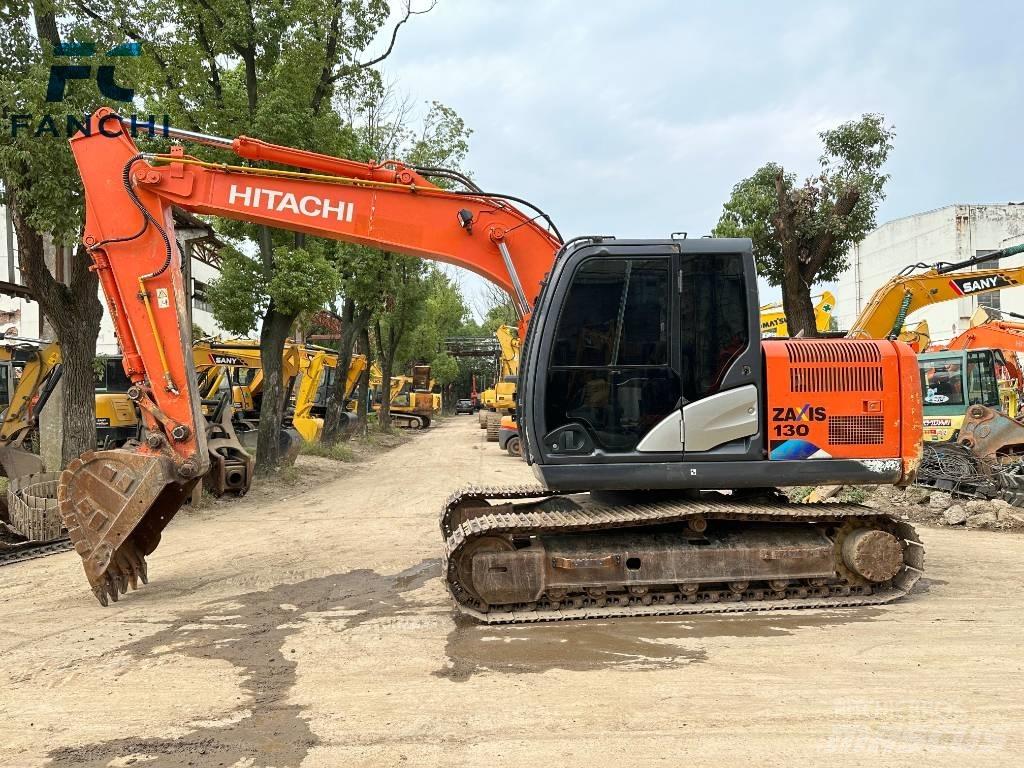 Hitachi ZX 130 Bandgrävare