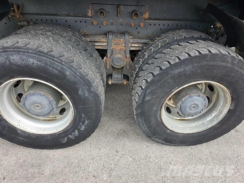 Mercedes-Benz DB3244 Tippbilar