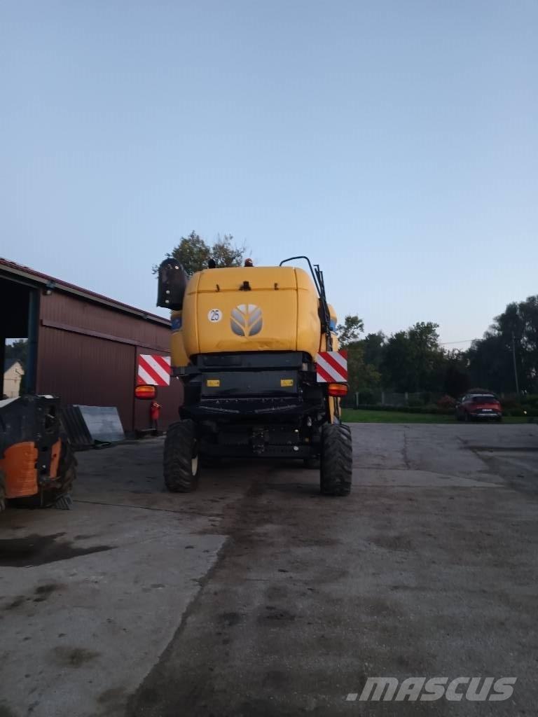 New Holland CX 5090 Skördetröskor