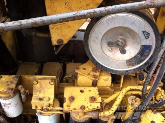 Komatsu d155a-3 Bandschaktare