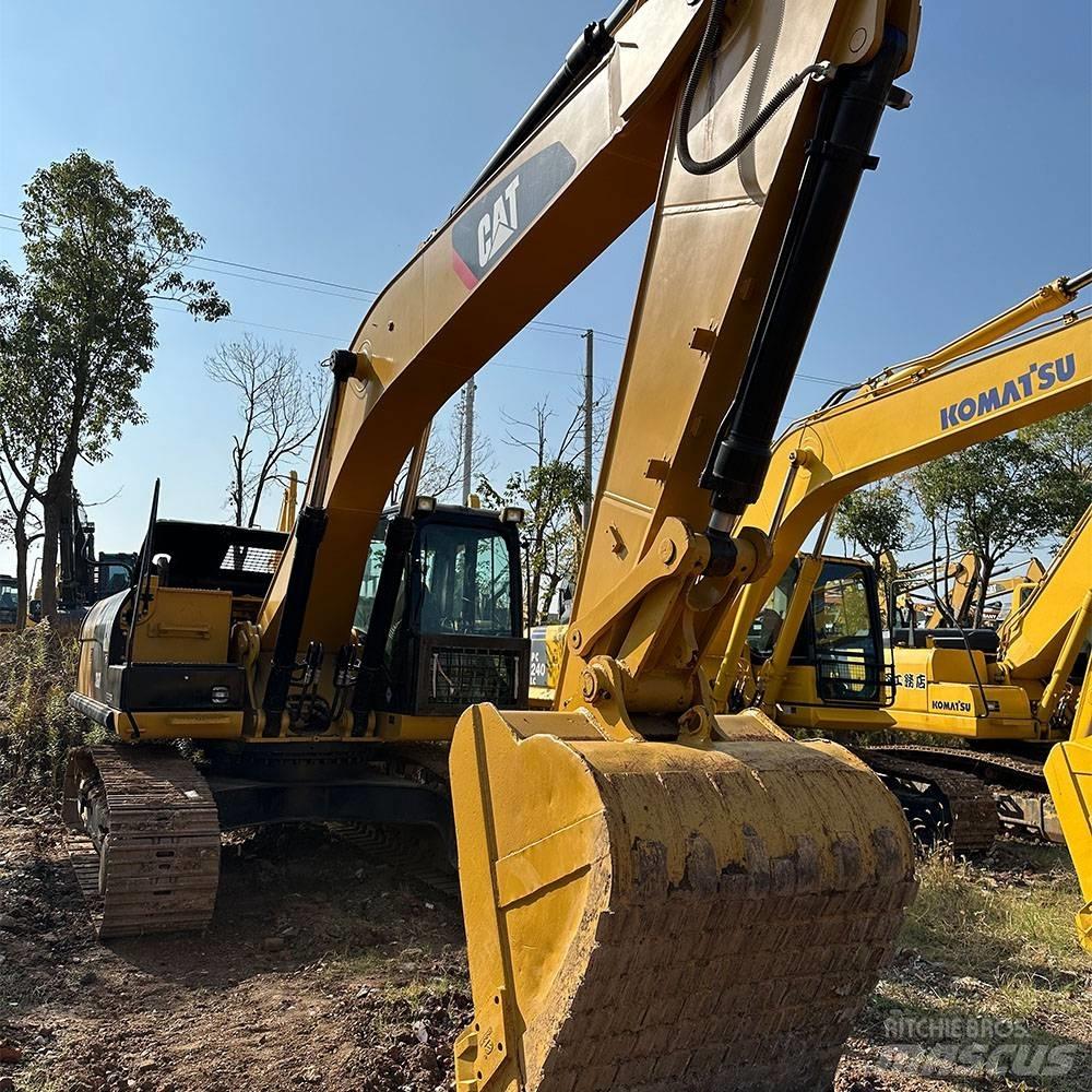 CAT 326D Bandgrävare