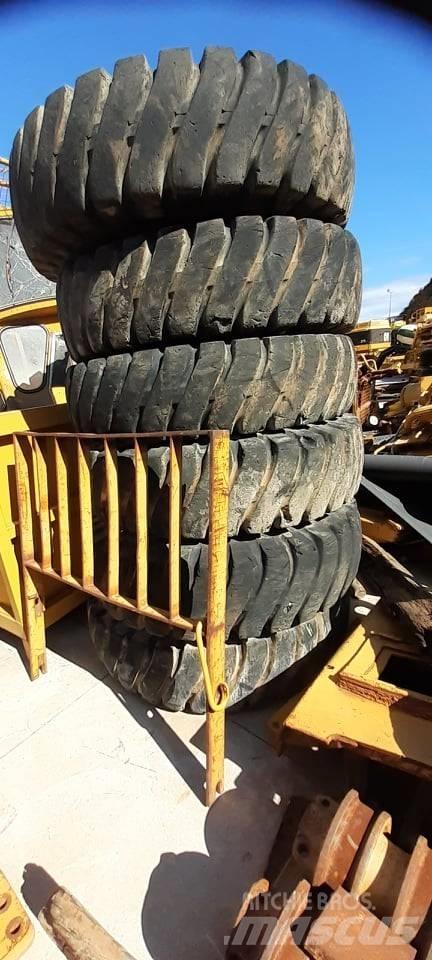 Goodyear 14.00-24 Däck, hjul och fälgar