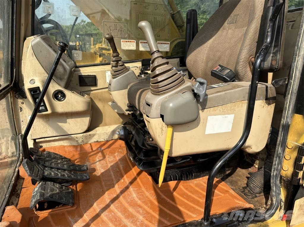 CAT 330 B Bandgrävare