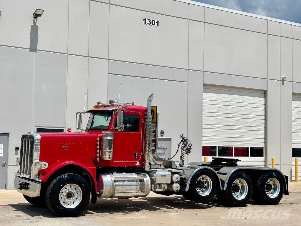 Peterbilt 388 Dragbilar