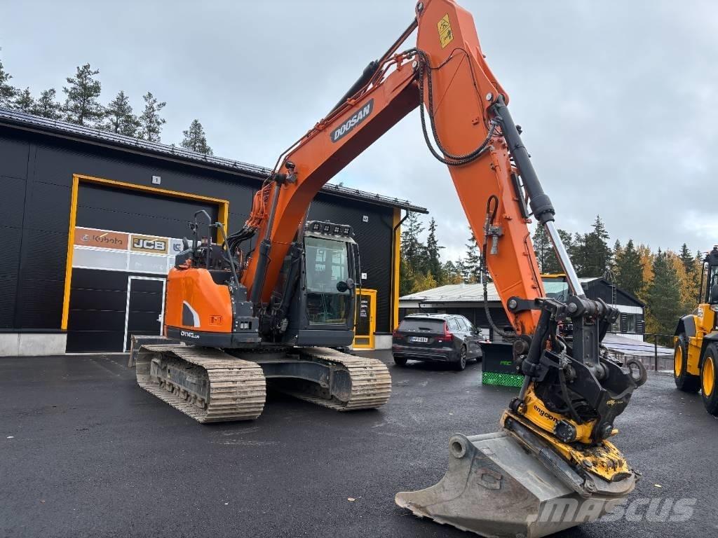 Doosan DX 140 LCR Bandgrävare