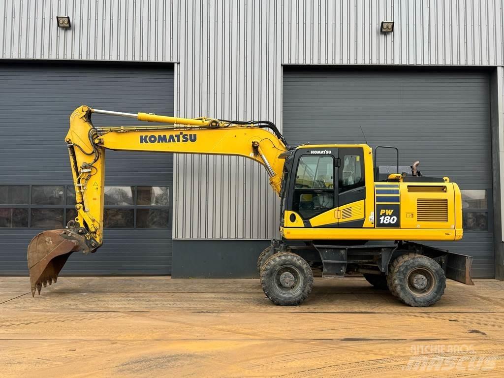 Komatsu PW180-11 Hjulgrävare