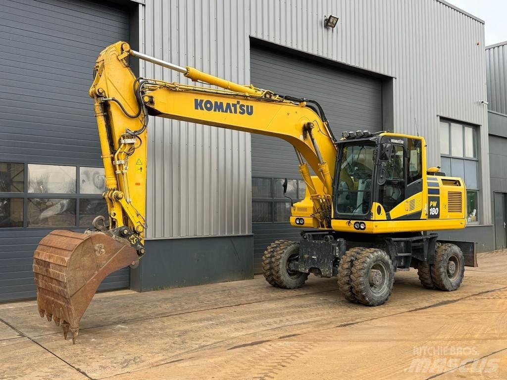 Komatsu PW180-11 Hjulgrävare
