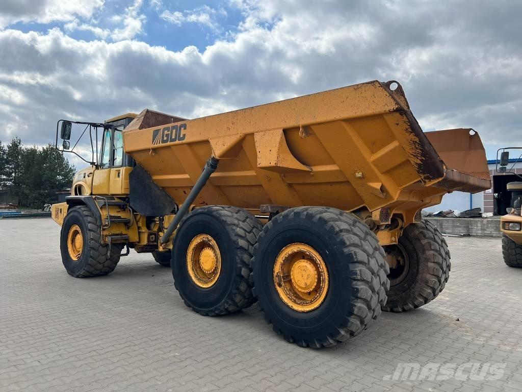 Bell B 30 D Midjestyrd dumper