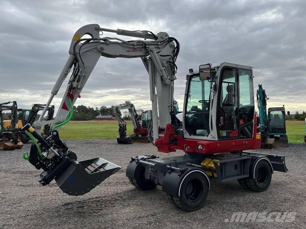 Takeuchi TB 370 W Hjulgrävare