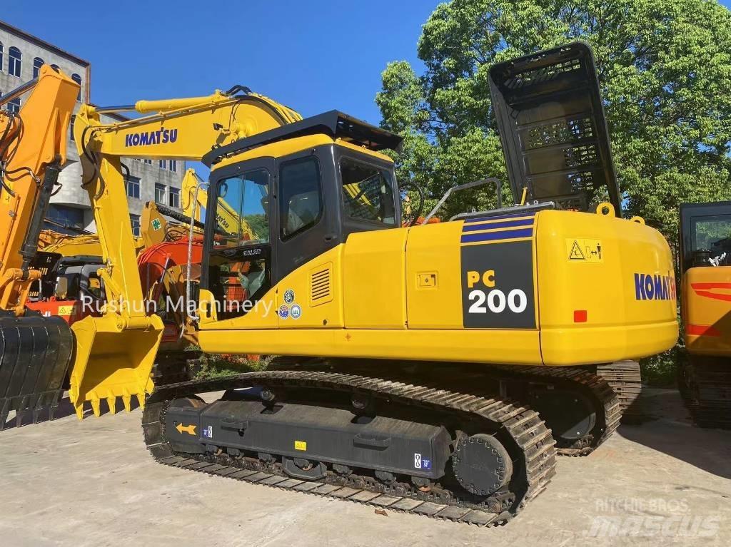 Komatsu PC200 Bandgrävare