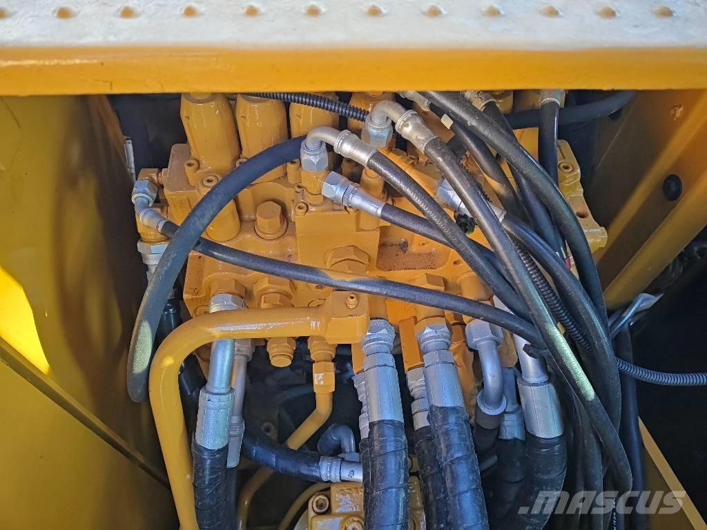 CAT 312 D Bandgrävare