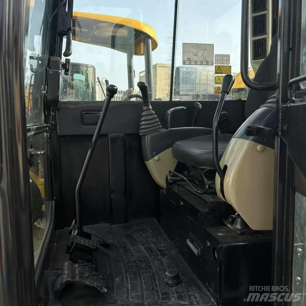 CAT 306E Bandgrävare
