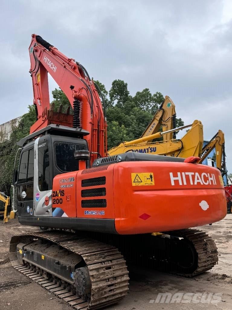 Hitachi ZX 200 Bandgrävare