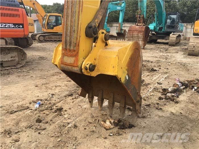 Komatsu PC 200-7 Bandgrävare