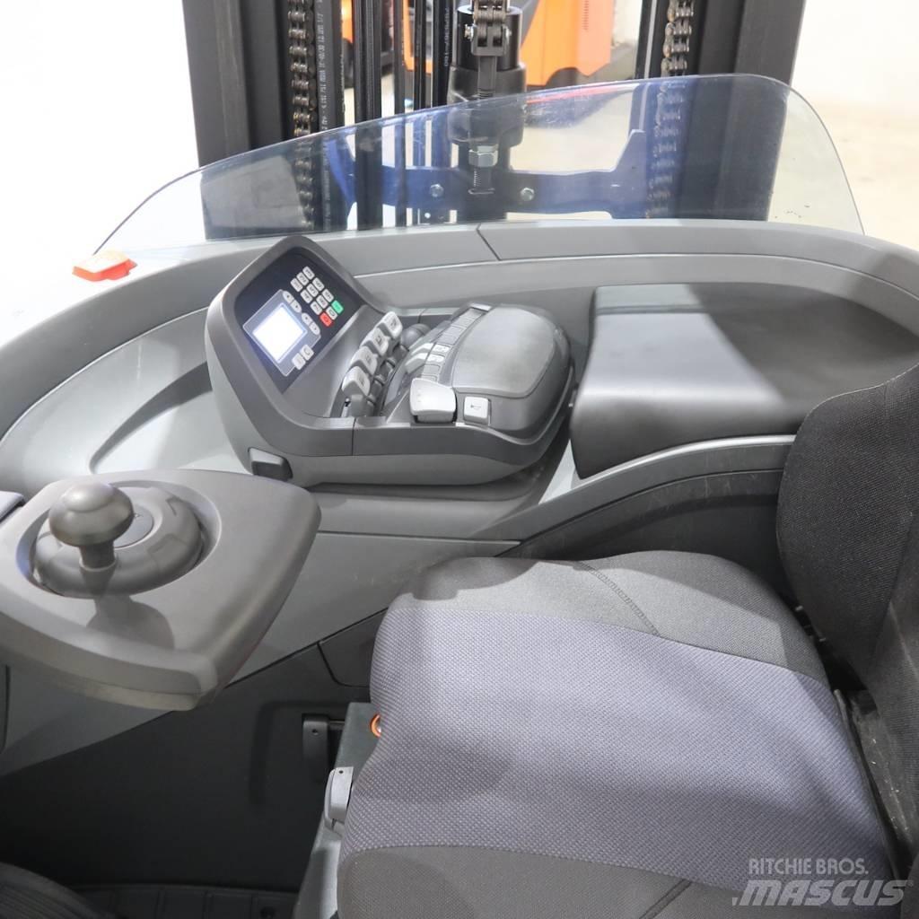 Toyota RRE140H Skjutstativtruck