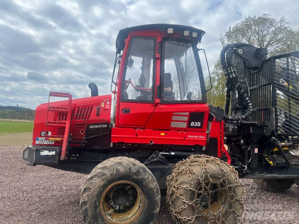Komatsu 835 Skotare