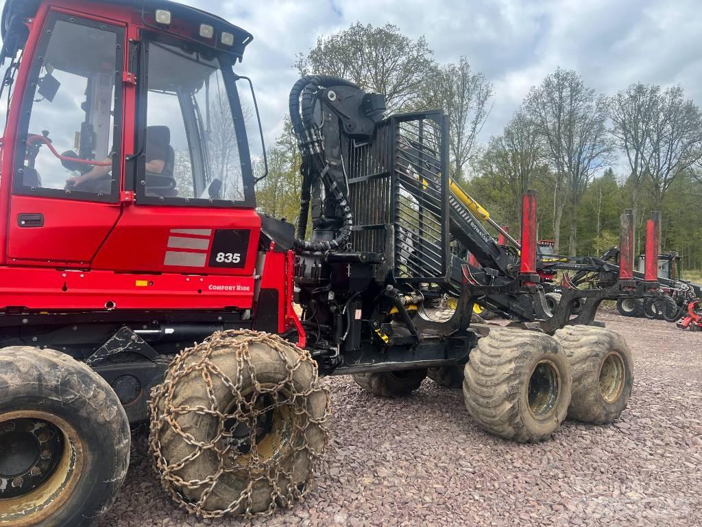 Komatsu 835 Skotare