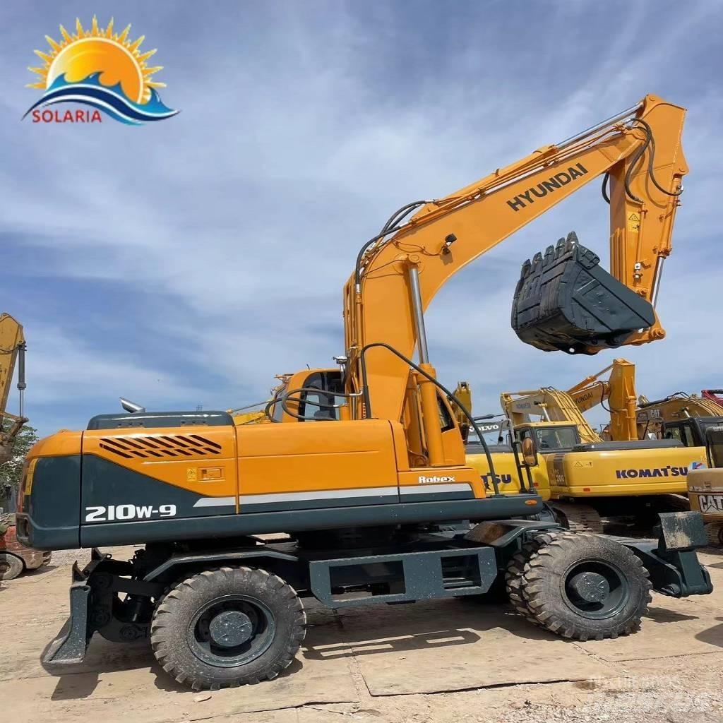 Hyundai R210W-9 Hjulgrävare