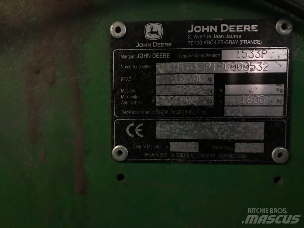 John Deere L 1533P Fyrkantspressar
