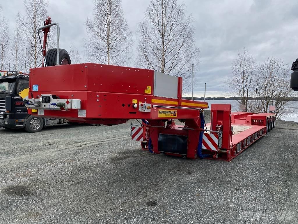 Faymonville Megamax Låg lastande semi trailer