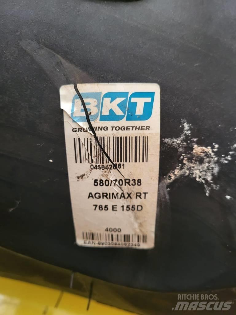 BKT Agrimax RT Däck, hjul och fälgar