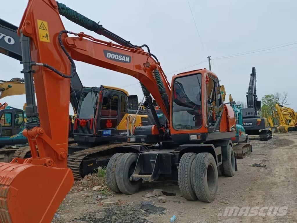 Doosan 150 W-7 Hjulgrävare