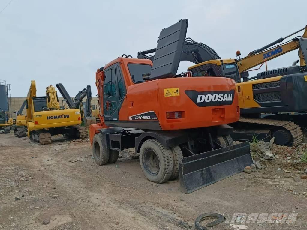 Doosan 150 W-7 Hjulgrävare
