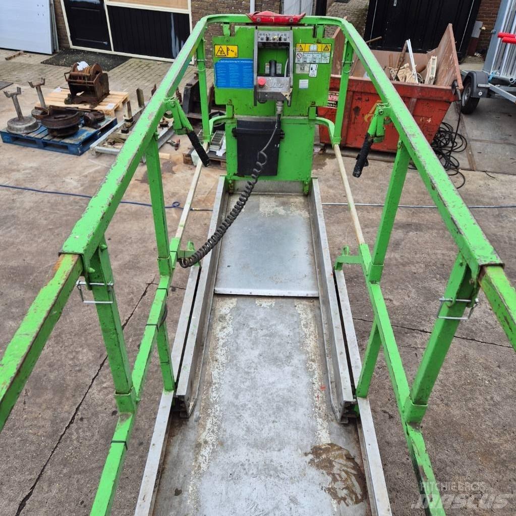 JLG 2630 ES Saxliftar