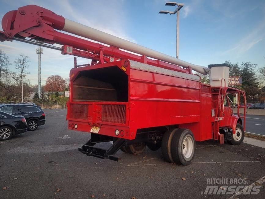 International 4700 Billyftar