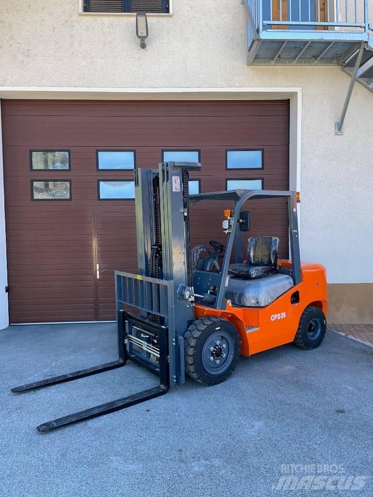  Viličar cpd35 CPD 35 Dieselmotviktstruckar