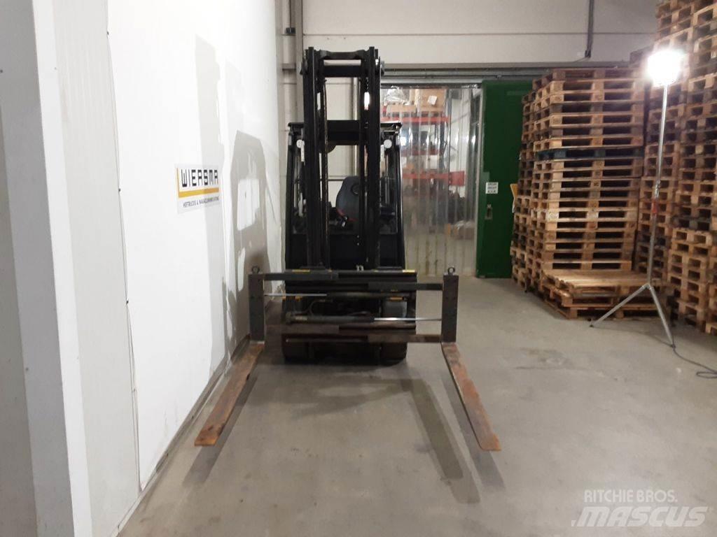 Yale ERP30VL V2745 Elmotviktstruckar