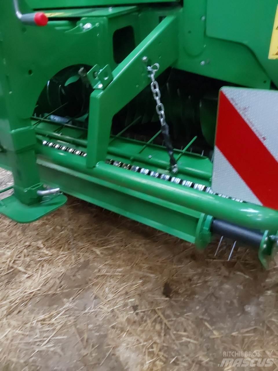 John Deere V 451 M Rundbalspressar
