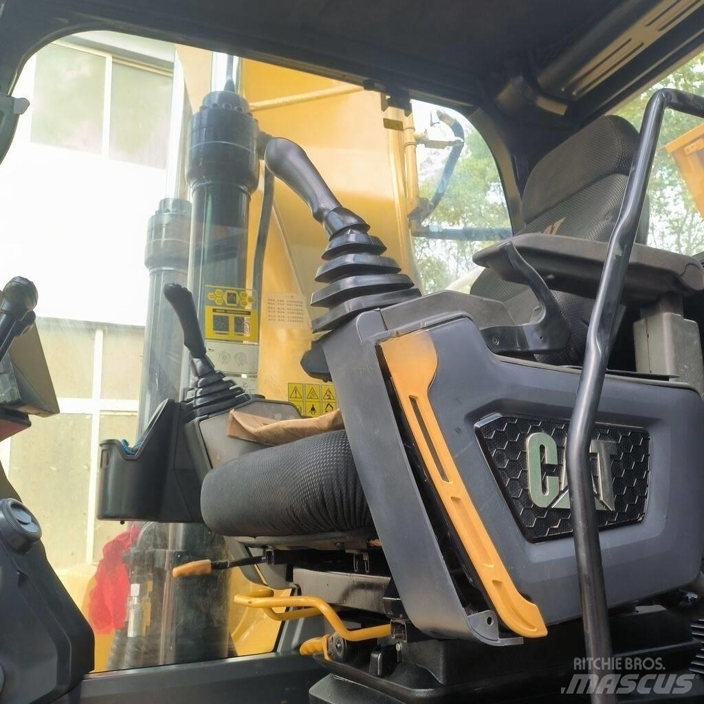 CAT 320 GC Bandgrävare
