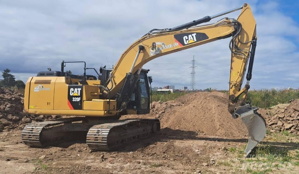 CAT 320 FL 3D Bandgrävare