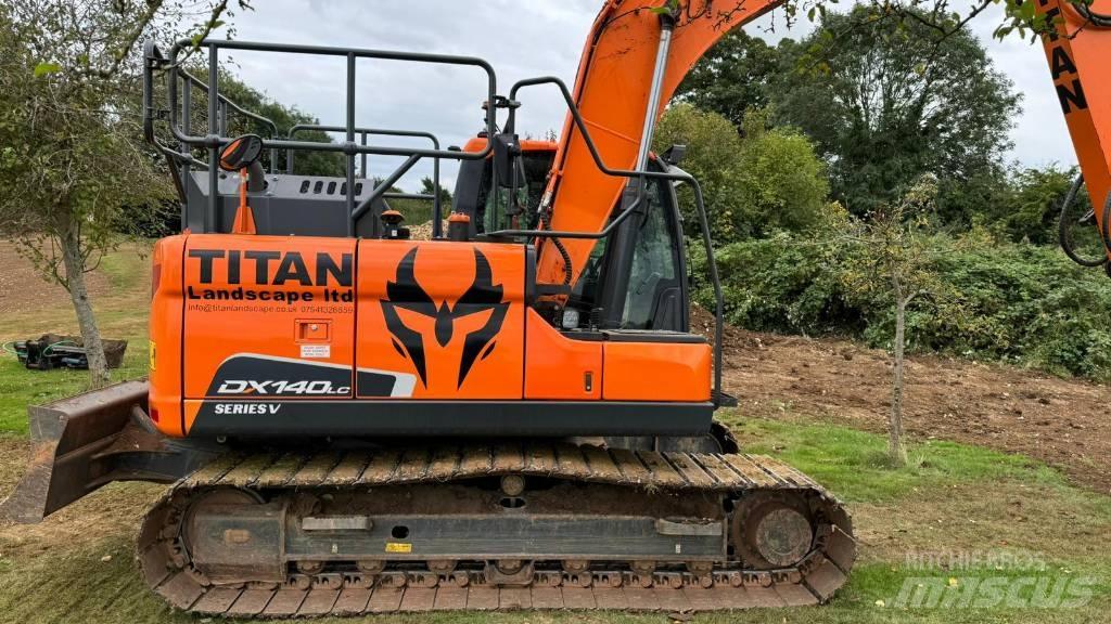 Doosan DX140LC-5 Bandgrävare