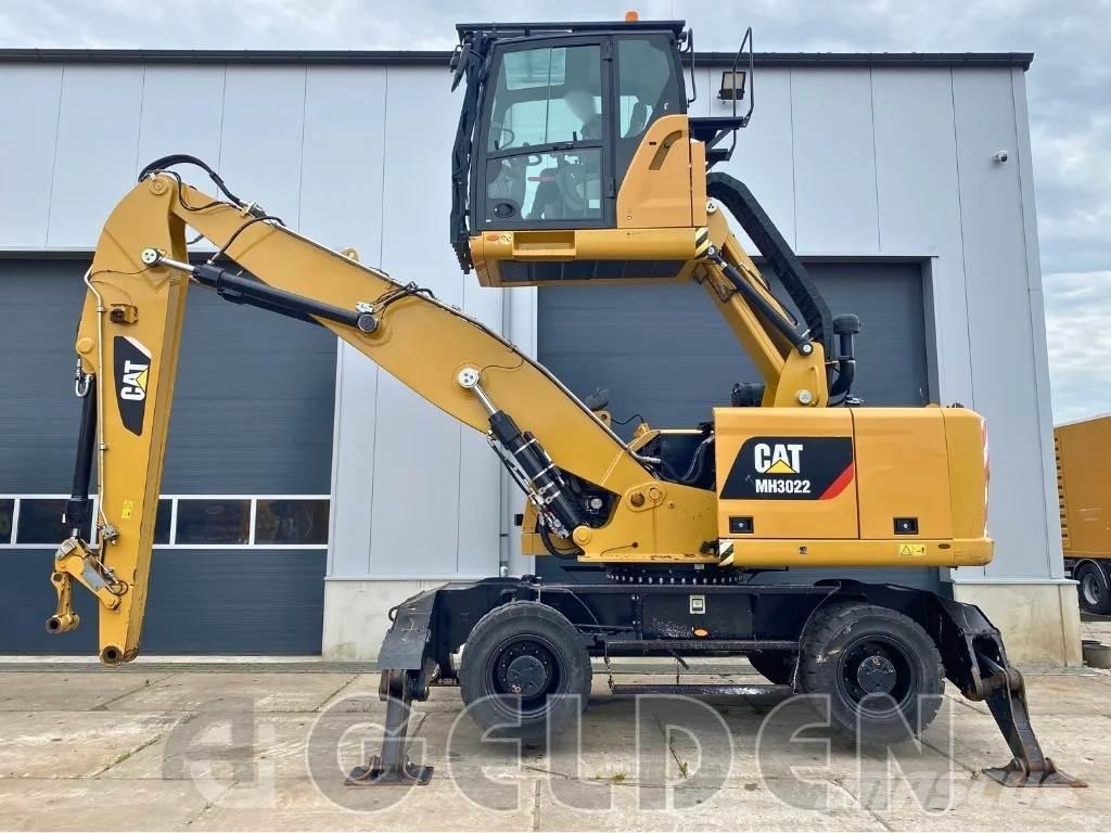 CAT MH3022 Avfalls / industri hantering