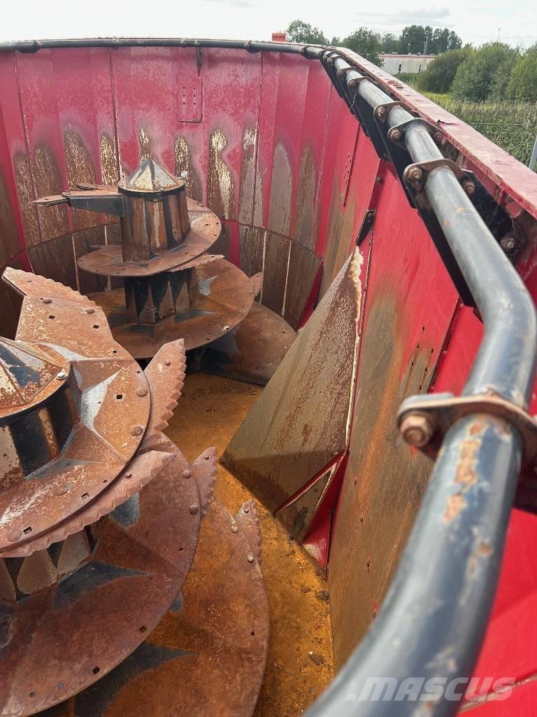 Kongskilde VM22 Fullfodervagnar