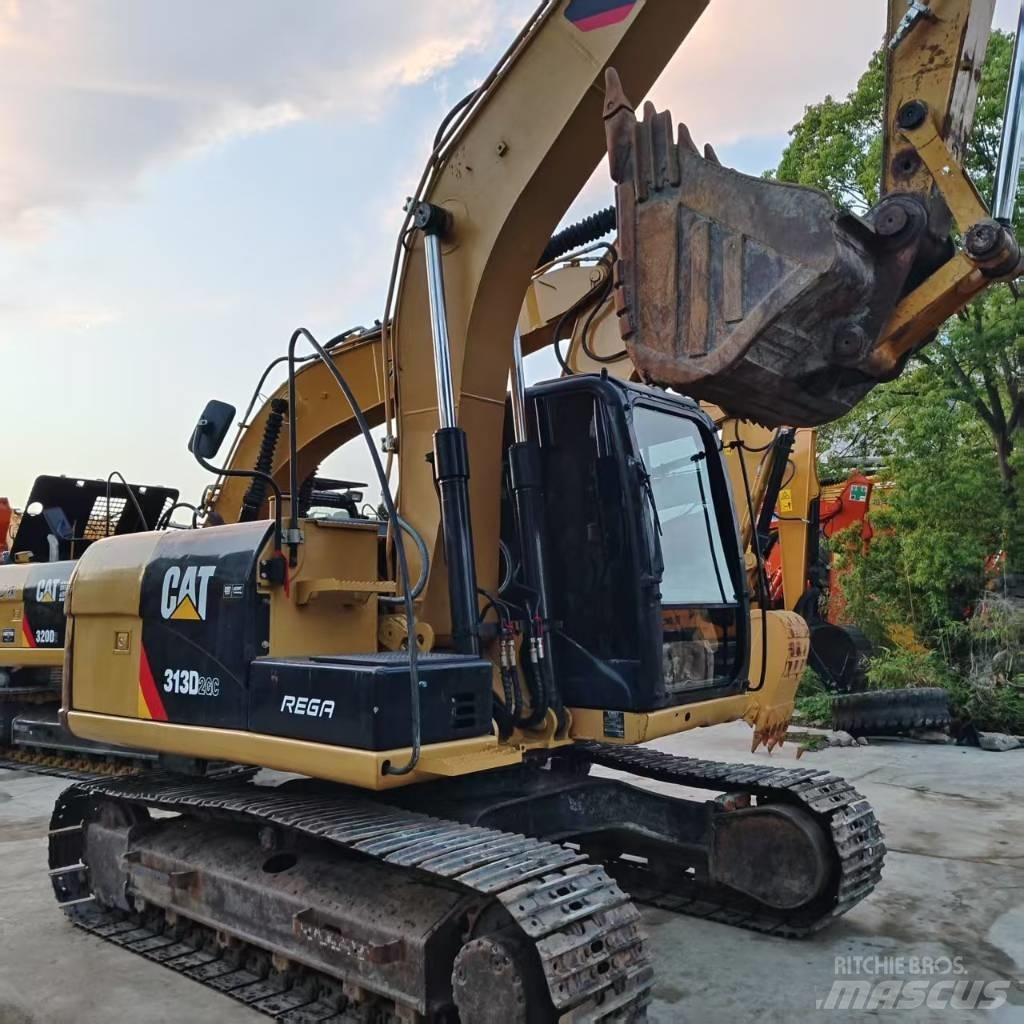CAT 313 D Bandgrävare