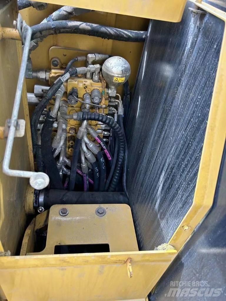 CAT 305.5E Bandgrävare