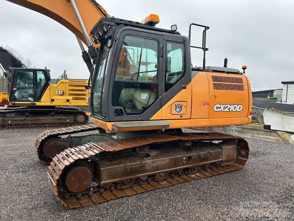CASE CX 210 D Bandgrävare