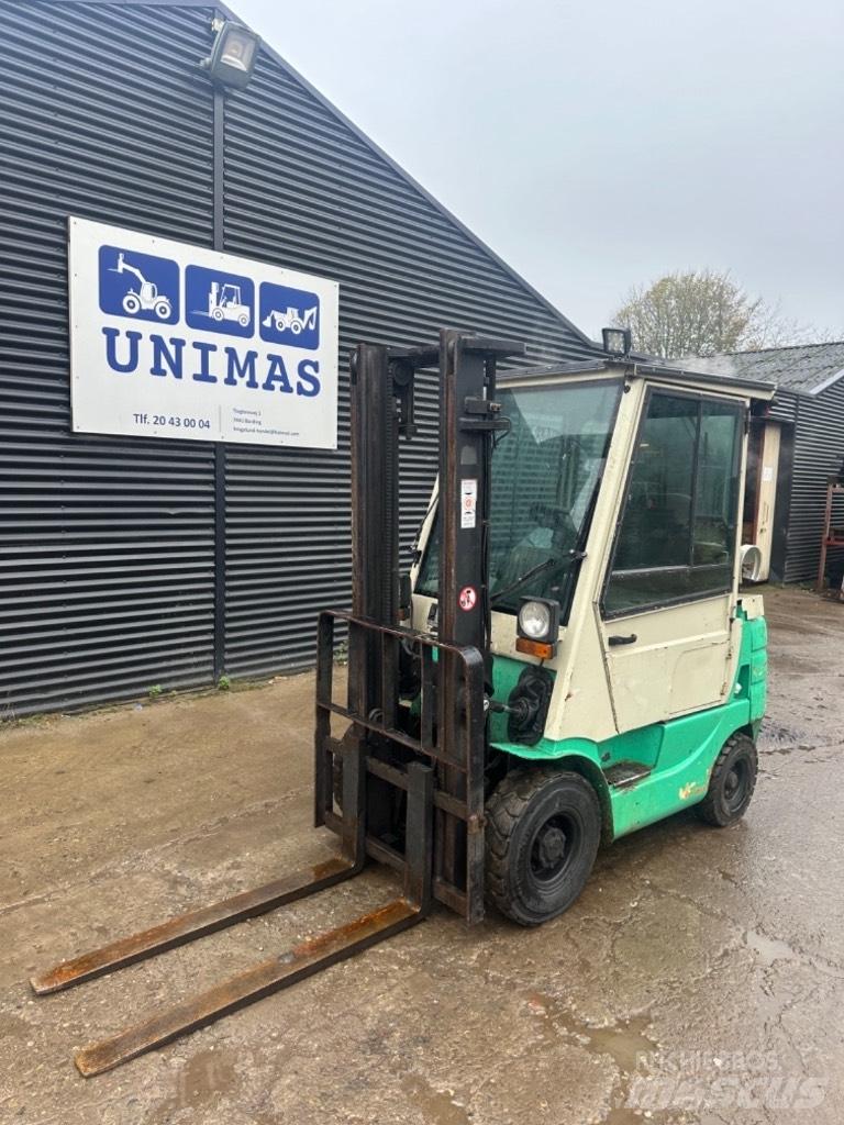 Mitsubishi FG 15 Gasolmotviktstruckar