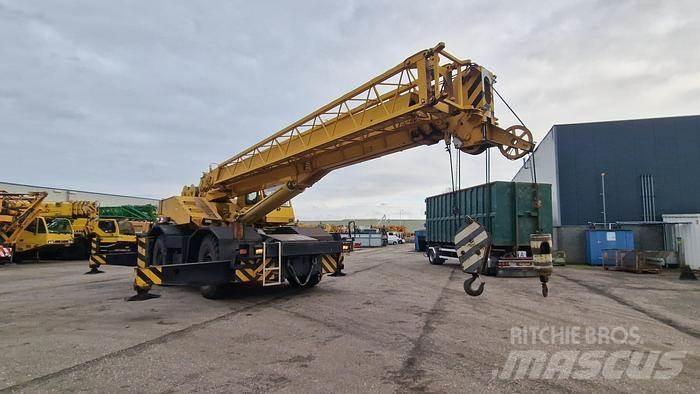 Tadano TR-400E Terrängkranar (Grov terräng)