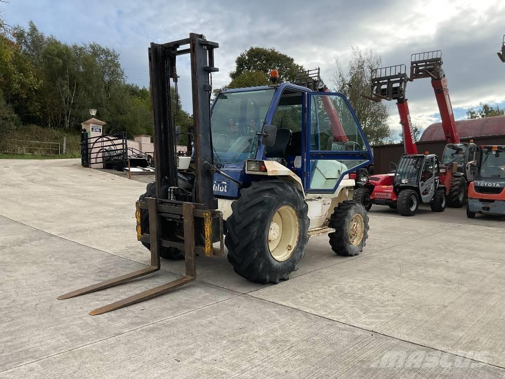 Manitou M 26.4 Terrängtruck