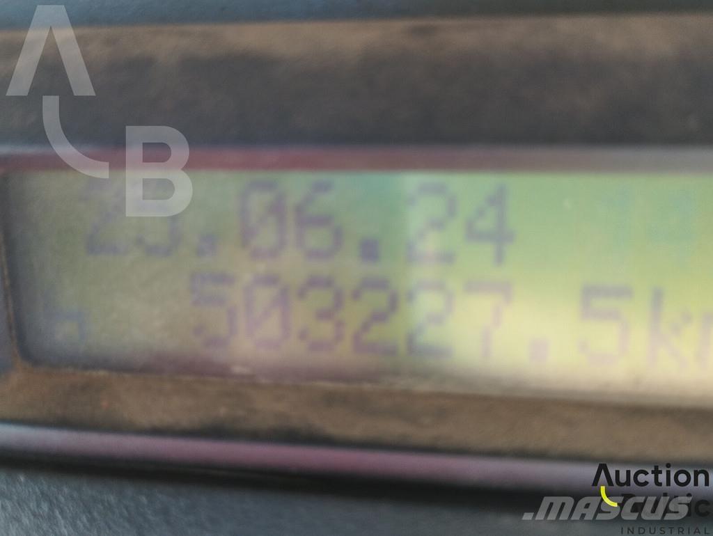 Iveco 260 E44 Tippbilar