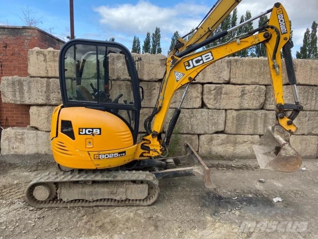 JCB 8025 ZTS Minigrävare < 7t